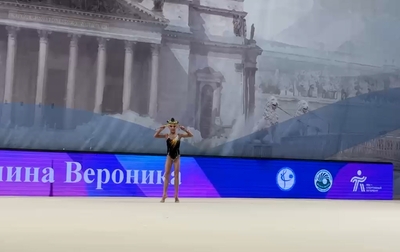 Выступление Вероники Малининой с булавами на первенстве России