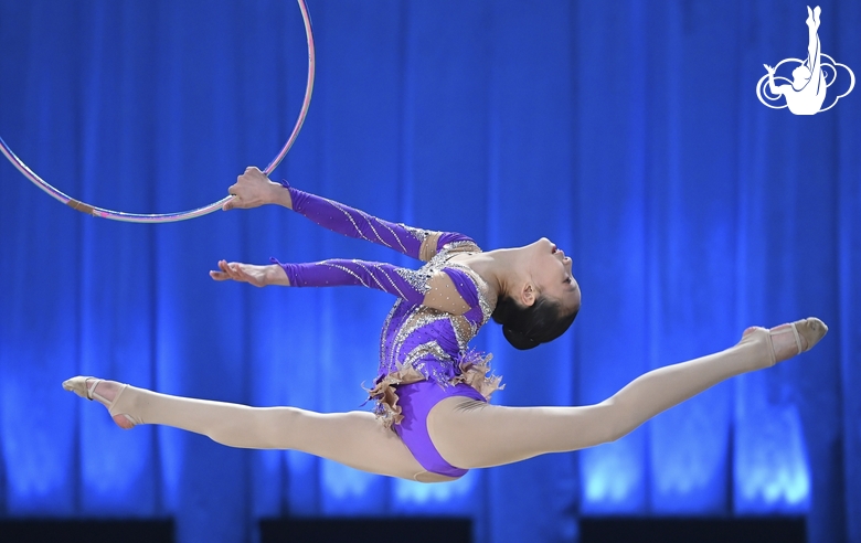 Asel Arapova during an exercise with a hoop