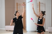 Dina Averina and Karolina Tarasova during training