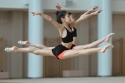 Gymnasts from China during class