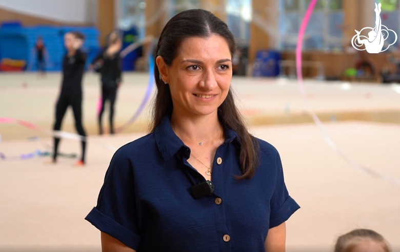 Judge Anna Kurbanova talks about about the progress at the control training session in Novogorsk