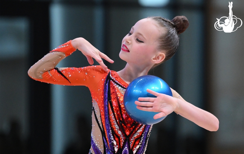 A training camp participant during the performance at the final concert