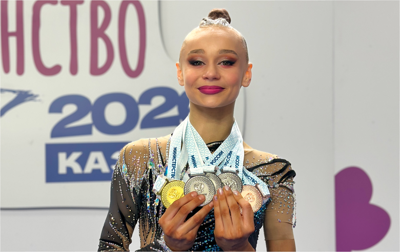 Yana Zaikina and Alesya Naifonova share their emotions after the Russian Championship