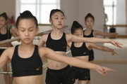 Gymnasts from China practicing choreography