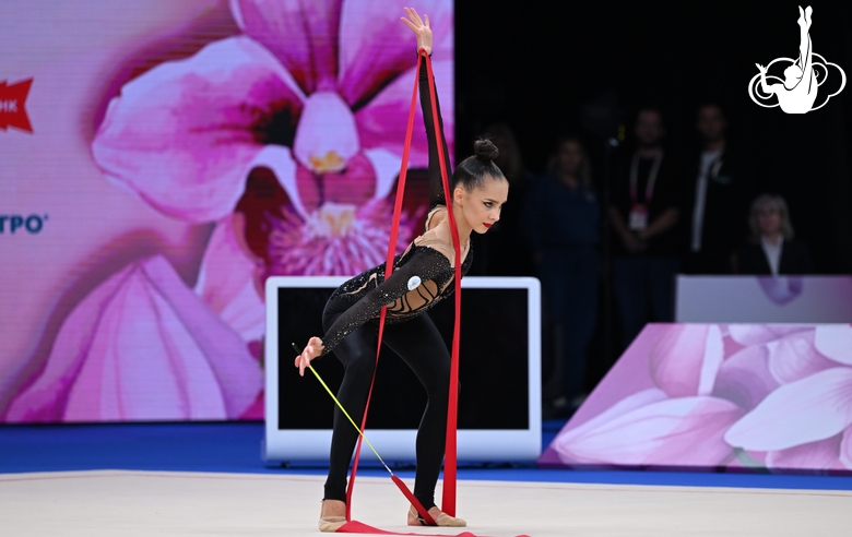 Mariia Borisova during an exercise with a ribbon