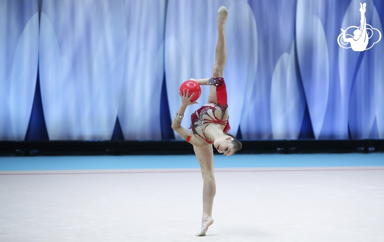 Anastasia Salos (Belarus) during the ball exercise