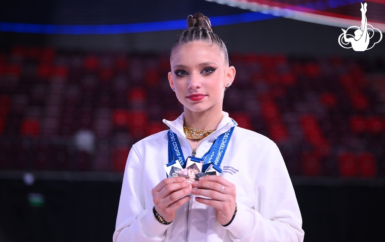 Арина Ковшова после церемонии награждения