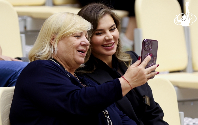 Olympic champion Alina Kabaeva and the head coach of the Belarusian national team Irina Leparskaya at the Sky Grace Grand Prix tournament