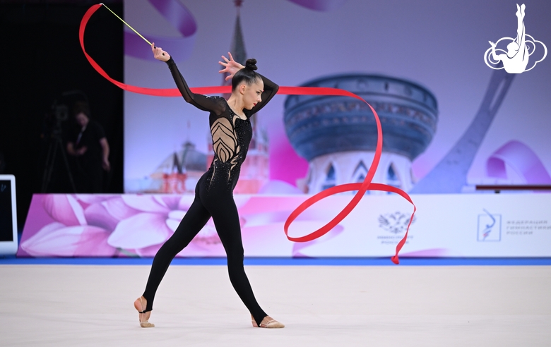 Mariia Borisova during a ribbon exercise