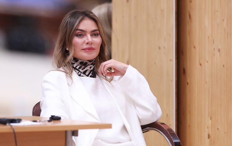 31 июля 2026 года. Олимпийская чемпионка Алина Кабаева во время тренировки в Новогорске