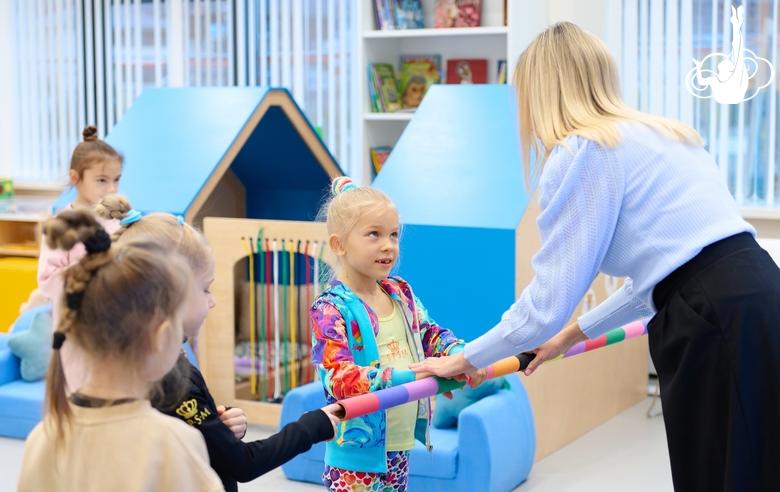 Preschooler’s lesson in the Academy classroom