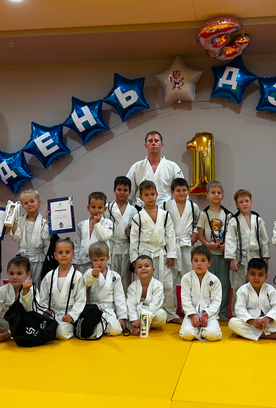 В Академии единоборств прошла открытая тренировка во Всемирный день дзюдо