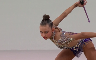 Упражнение Софии Ильтеряковой с булавами в Пекине