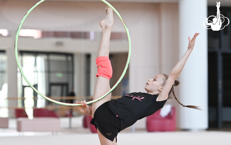 Yana Zaikina during an exercise with a hoop