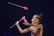 Ksenia Savinova during an exercise with clubs