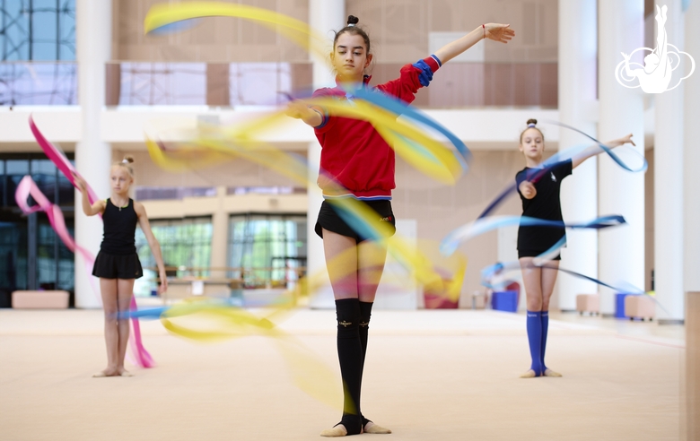 Anna Vakulenko during an exercise with a ribbon