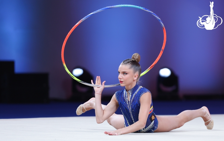 Jimena Dominguez during the hoop exercise