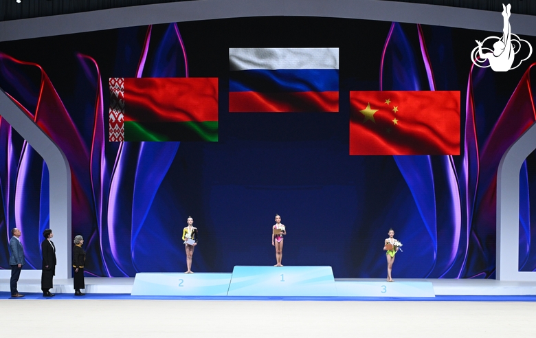 Awards giving to pre-juniors in individual events