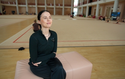 Показываем занятие нового тренера Академии — двукратной чемпионки Европы в групповых упражнениях среди юниоров Дарьи Пироговой