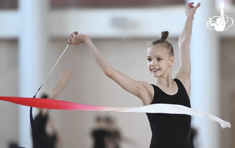 Kristina Voitenko during an exercise with a ribbon during preparation training for the BRICS Games